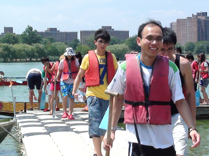 The Hong Kong Dragon Boat Festival in NY (Practice)